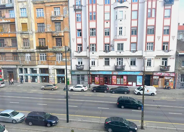 Private Bedroom In Baross * Budapest