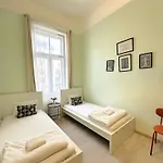 Проживание в семье Private Bedroom In Baross Будапешт