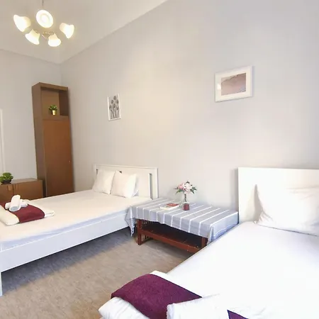 Ubytování v soukromí Private Bedroom In Baross