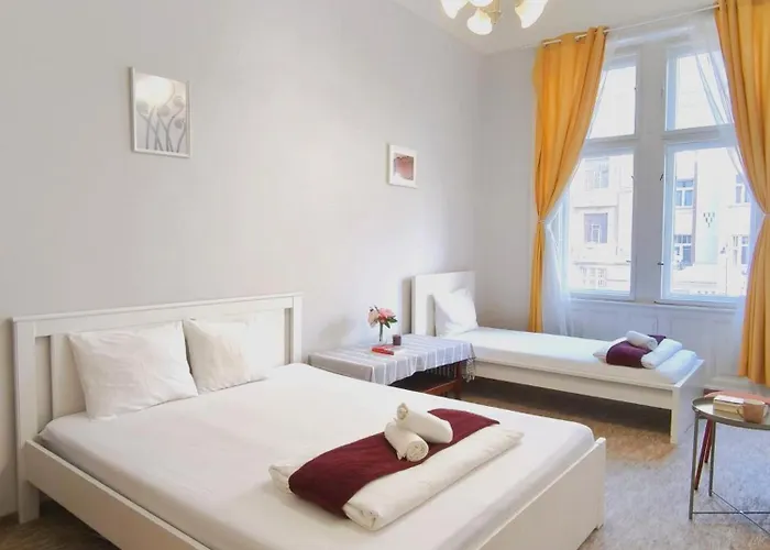 Private Bedroom In Baross *