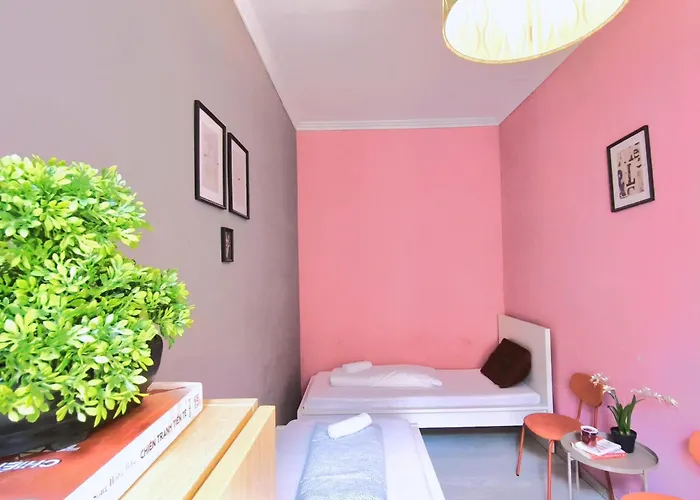 Rum i privatbostad Private Bedroom In Baross Budapest